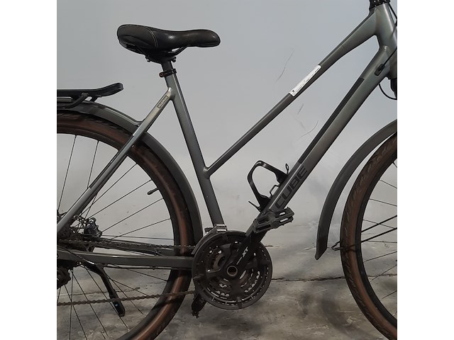 Damesfiets, cube, slx - afbeelding 11 van  17