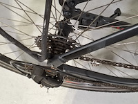 Damesfiets, cube, touring - afbeelding 2 van  13