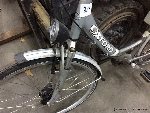 Damesfiets oxford met kinderzitje - afbeelding 2 van  5