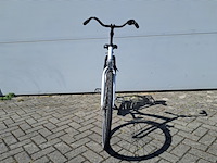 Damesfiets, wit - afbeelding 8 van  14