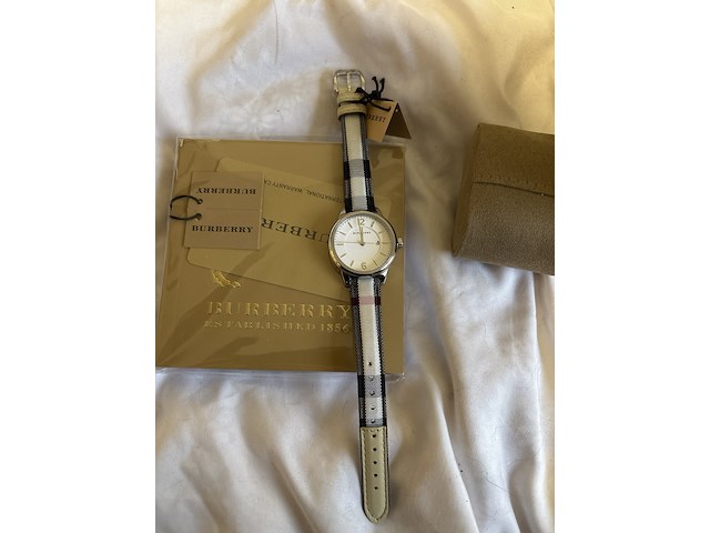 Dameshorloge, burberry, bu10103, 2020+ - afbeelding 1 van  7