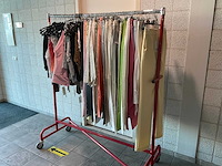 Dameskleding (100x) - afbeelding 1 van  6