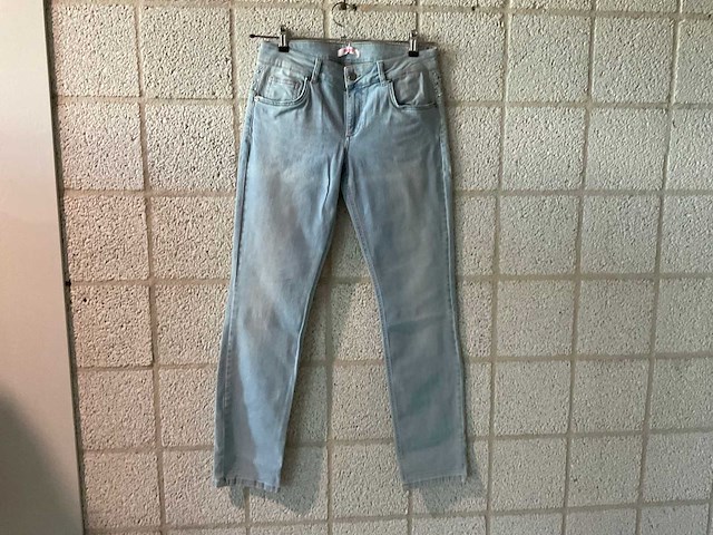 Dameskleding (100x) - afbeelding 2 van  6