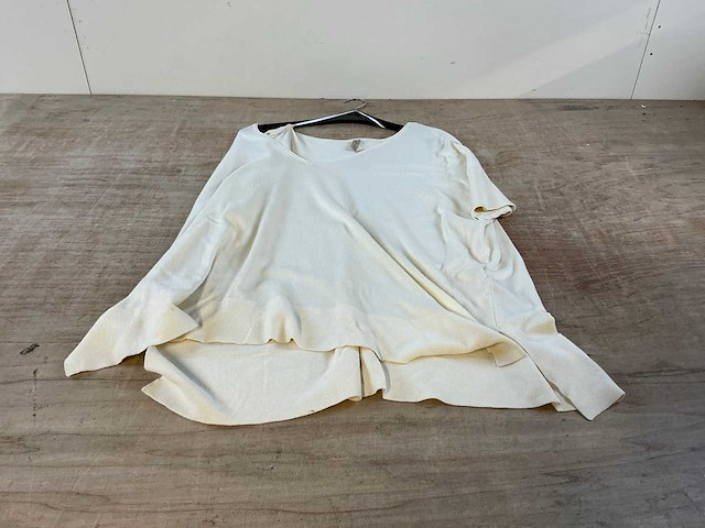 Dameskleding (30x) - afbeelding 1 van  7