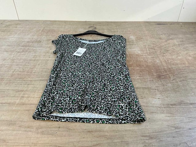 Dameskleding (30x) - afbeelding 1 van  6