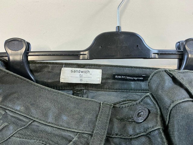 Dameskleding (47x) - afbeelding 6 van  7