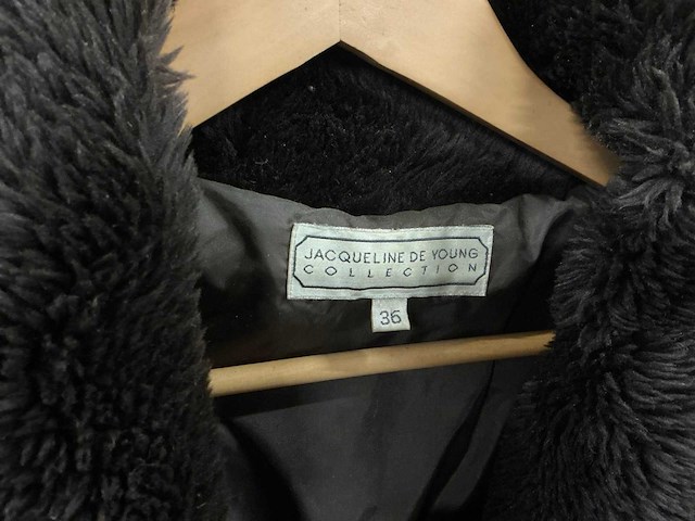 Damesmantel (2x) - afbeelding 4 van  4