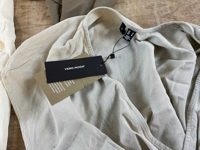 Damesmerkkleding (100x) - afbeelding 4 van  9