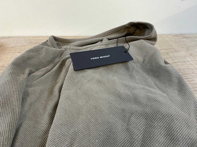 Damesmerkkleding (100x) - afbeelding 5 van  9