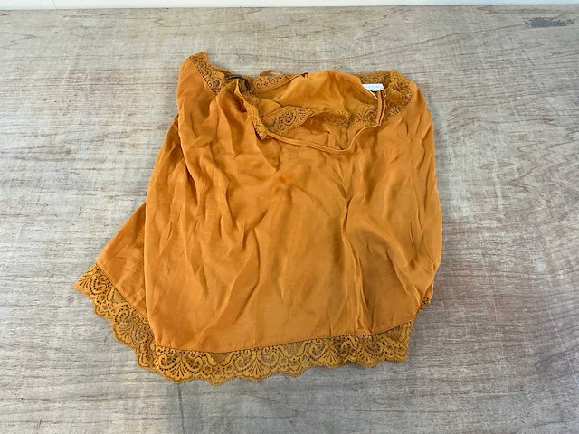 Damesmerkkleding (100x) - afbeelding 9 van  9