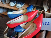 Damesschoenen en nette herenschoenen - afbeelding 2 van  12