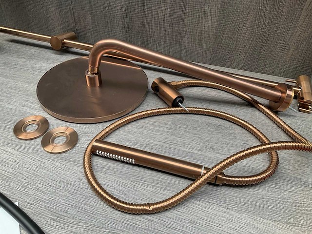 Damixa iris hoofddouche met wandarm glijstang en staaf handdouche brushed copper - afbeelding 2 van  10