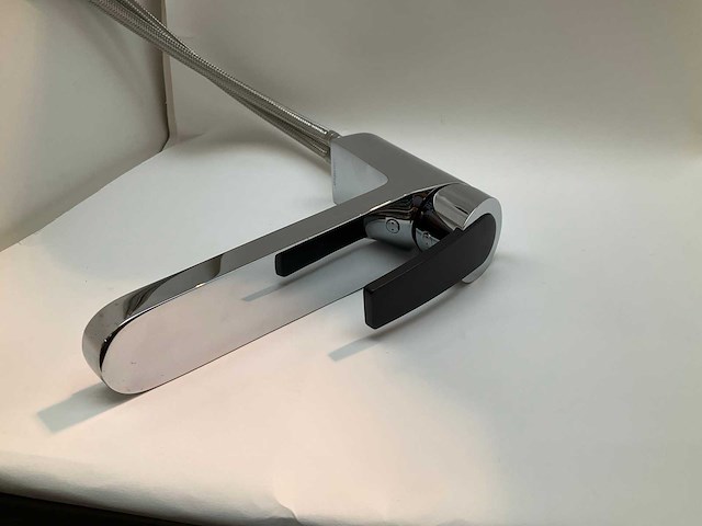 Damixa slate keukenmengkraan zwart en chroom - afbeelding 6 van  8