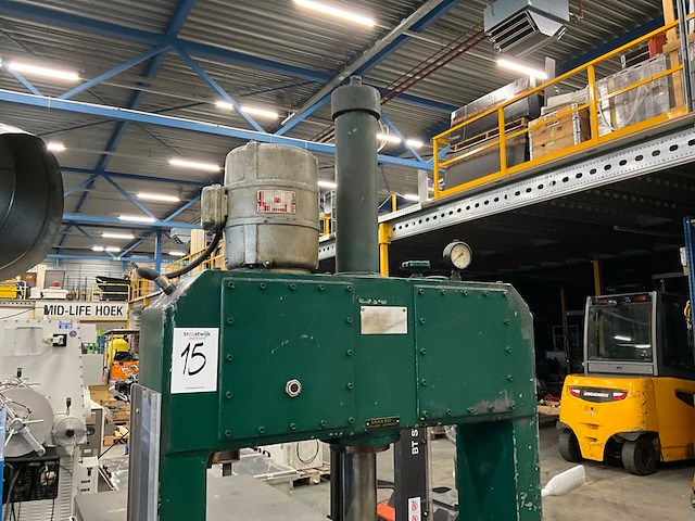 Dana-dis hydraulische pers - afbeelding 10 van  12