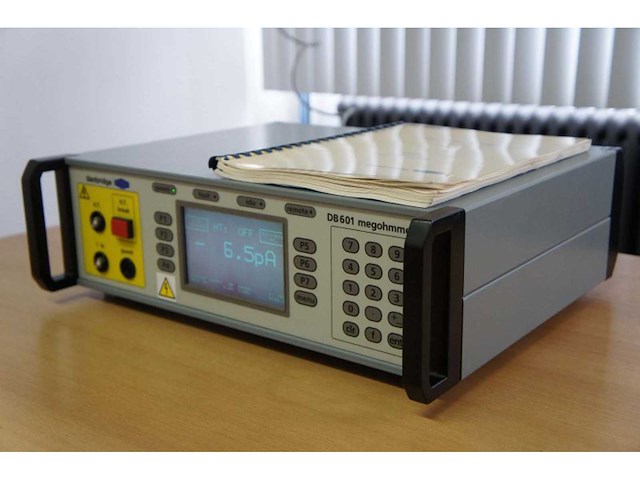 Danbridge - db 601 - megohmmeter - afbeelding 1 van  4