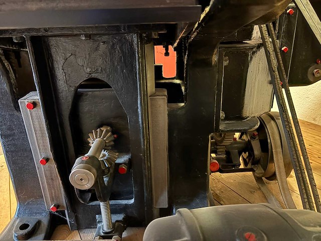 Danckaert - 1932 - vlakvandiktebank/langgat boorcombinatie - afbeelding 7 van  11