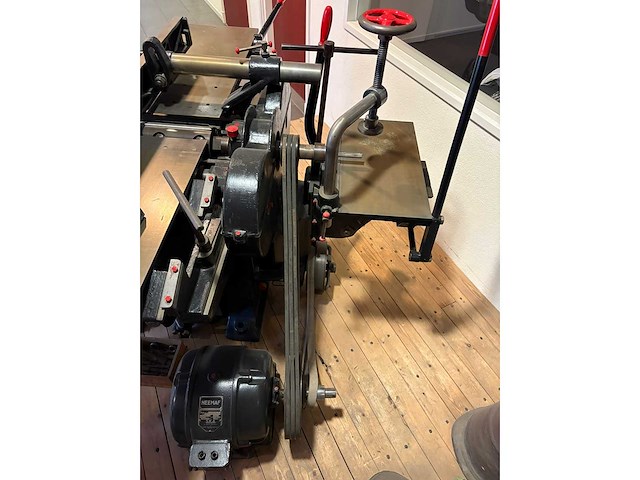 Danckaert - 1932 - vlakvandiktebank/langgat boorcombinatie - afbeelding 8 van  11