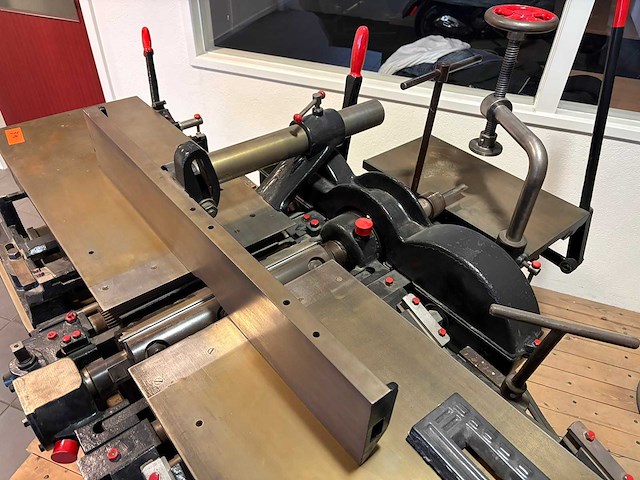 Danckaert - 1932 - vlakvandiktebank/langgat boorcombinatie - afbeelding 11 van  11