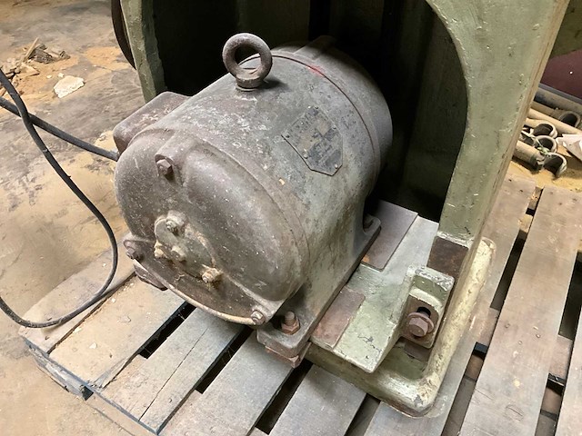 Danckaert tafelcirkelzaagmachine - afbeelding 7 van  8