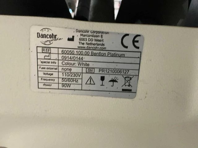 Danconr benton platinum elektrische behandelstoel - afbeelding 7 van  8