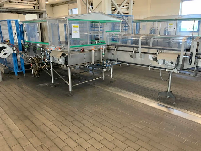 Danconveyor de-palletiseer installatie - afbeelding 19 van  23