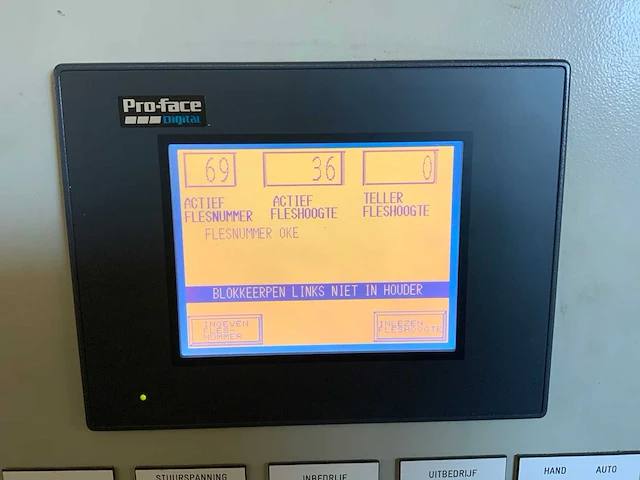 Danconveyor de-palletiseer installatie - afbeelding 10 van  23