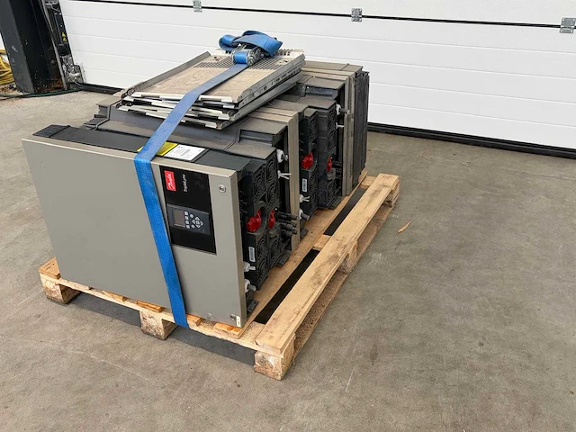 Danfoss - gebruikte 15 kw omvormer (5x) - afbeelding 1 van  3