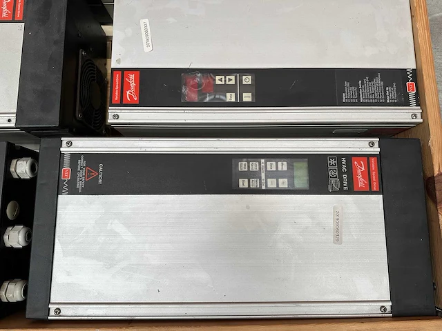 Danfoss - partij vlt frequentieregelaars / variable speed drives - afbeelding 6 van  7