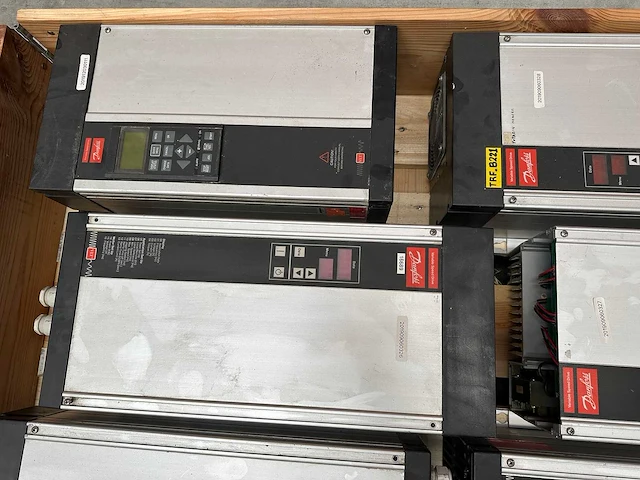 Danfoss - partij vlt frequentieregelaars / variable speed drives - afbeelding 7 van  7
