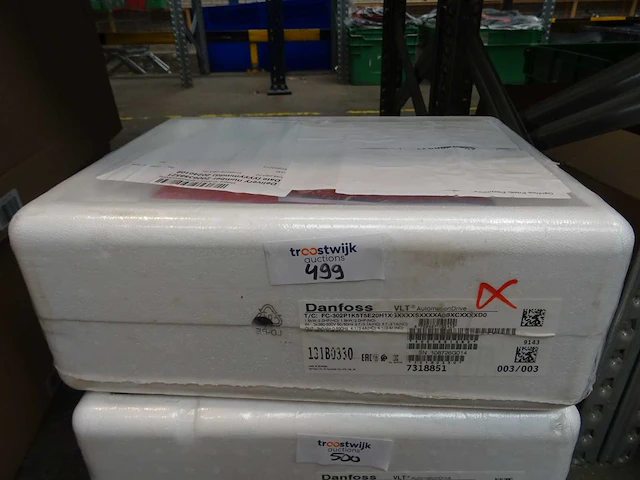 Danfoss - vlt automationdrive - fc-302p1k5t5e20h1xgxxxxsxxxxa0bxcxxxxd0 - frequentieregelaar - afbeelding 2 van  3