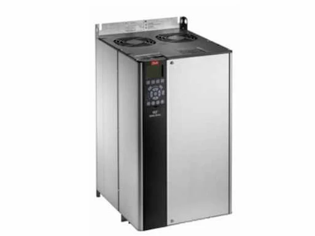 Danfoss - vlt automationdrive - fc-302p45kt5e20h1xxxxxxsxxxxa0bxcxxxxdx - frequentieregelaar - afbeelding 1 van  3