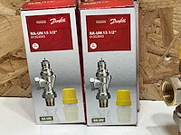 Danfoss 013g3042 radiatorafsluiter thermostatisch ra-un 1/2" dn15 (uk) (5x) - afbeelding 4 van  4