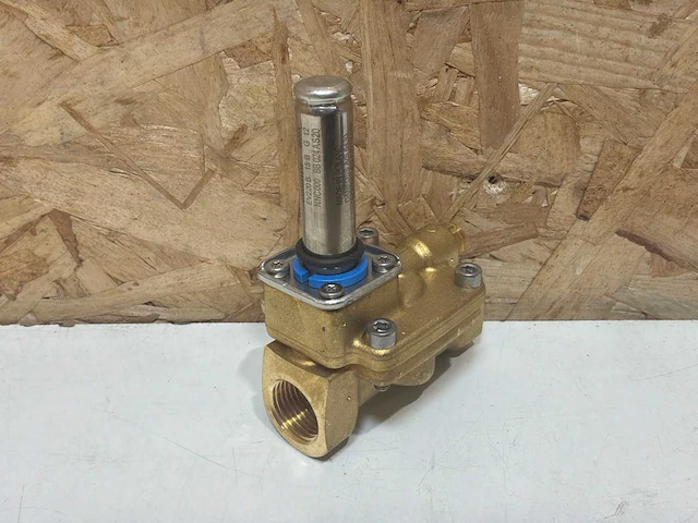 Danfoss 032u451416 klep + spoel 24v - afbeelding 1 van  9