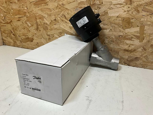 Danfoss 042n4457 hoek afsluiter - afbeelding 3 van  6