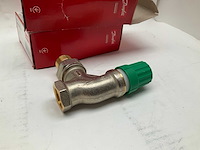 Danfoss dynamic valve 013g7723 thermostatische radiatorkraan haaks 1/2 - afbeelding 3 van  3