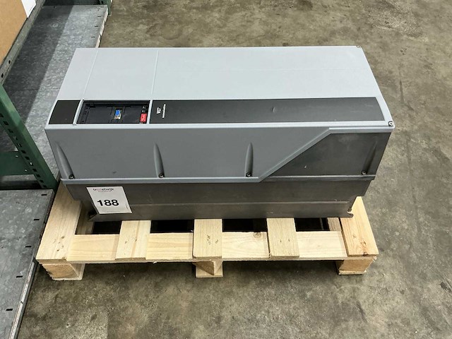 Danfoss fc302 30kw 131b4574 frequentieregelaar - afbeelding 3 van  7