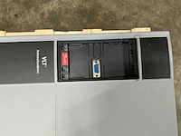 Danfoss fc302 30kw 131b4574 frequentieregelaar - afbeelding 6 van  7