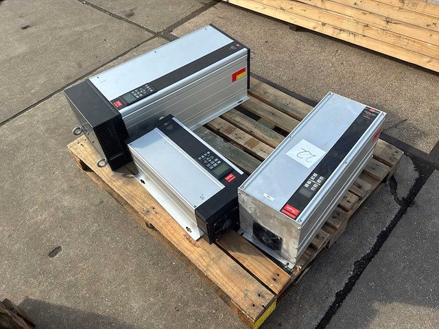 Danfoss frequentieregelaar (3x) - afbeelding 3 van  8