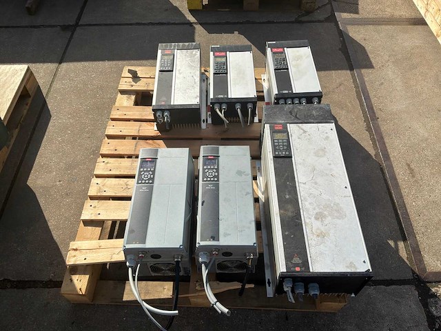 Danfoss frequentieregelaar (6x) - afbeelding 3 van  8