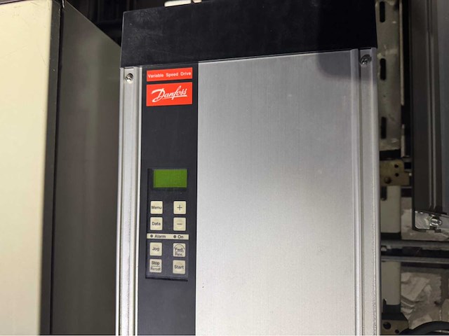 Danfoss frequentieregelaar set met schakelkast - afbeelding 14 van  15