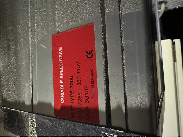 Danfoss frequentieregelaar set met schakelkast - afbeelding 2 van  15