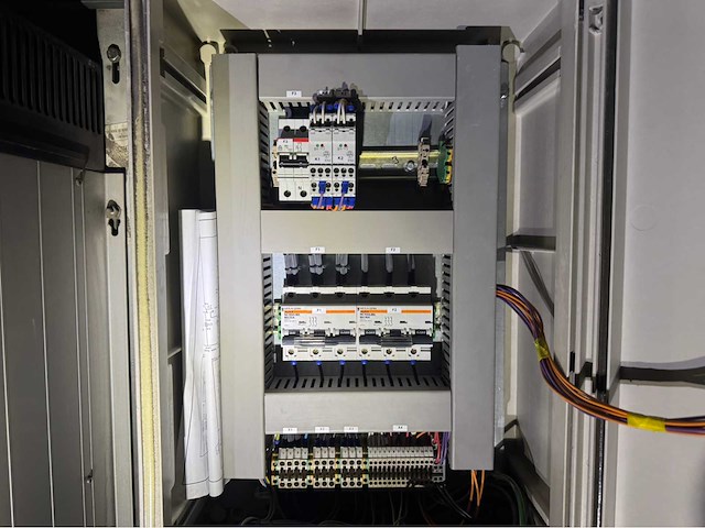 Danfoss frequentieregelaar set met schakelkast - afbeelding 7 van  15