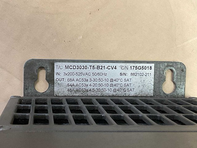 Danfoss mcd 3030-t5-b21-cv4 frequentieregelaar - afbeelding 3 van  4