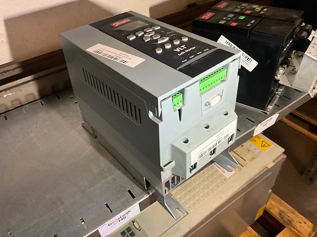 Danfoss mcd5-0068 37 kw 400 v 68 a softstarter - afbeelding 2 van  5