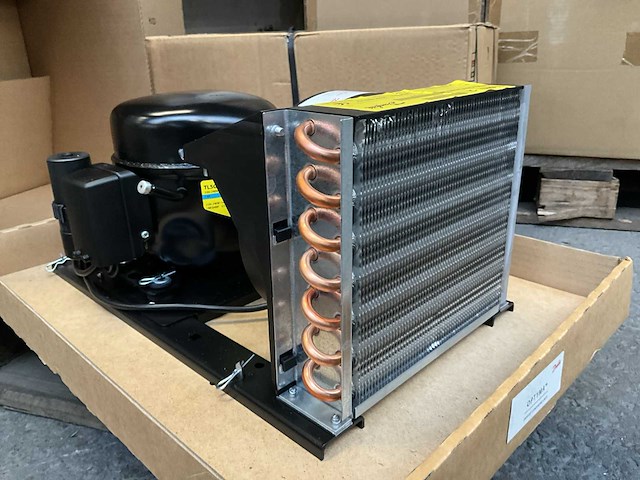 Danfoss optyma koelaggregaat - afbeelding 6 van  12