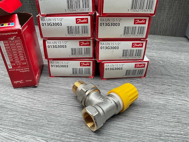 Danfoss radiatorafsluiter (10x) - afbeelding 1 van  3