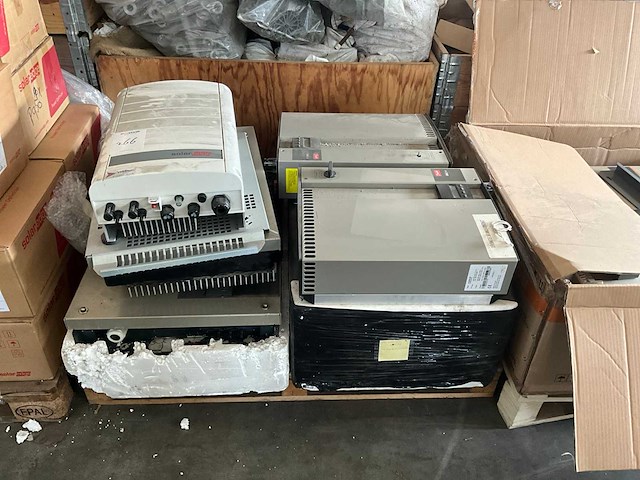 Danfoss / solaredge omvormer (6x) - afbeelding 1 van  6