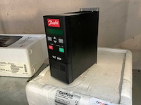 Danfoss vlt 2800 0,37 kw frequentieregelaar - afbeelding 1 van  5