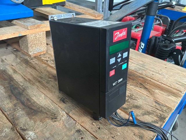 Danfoss vlt 2800 frequentieregelaar - afbeelding 3 van  5