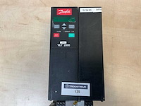 Danfoss vlt 2800 frequentieregelaar - afbeelding 1 van  3